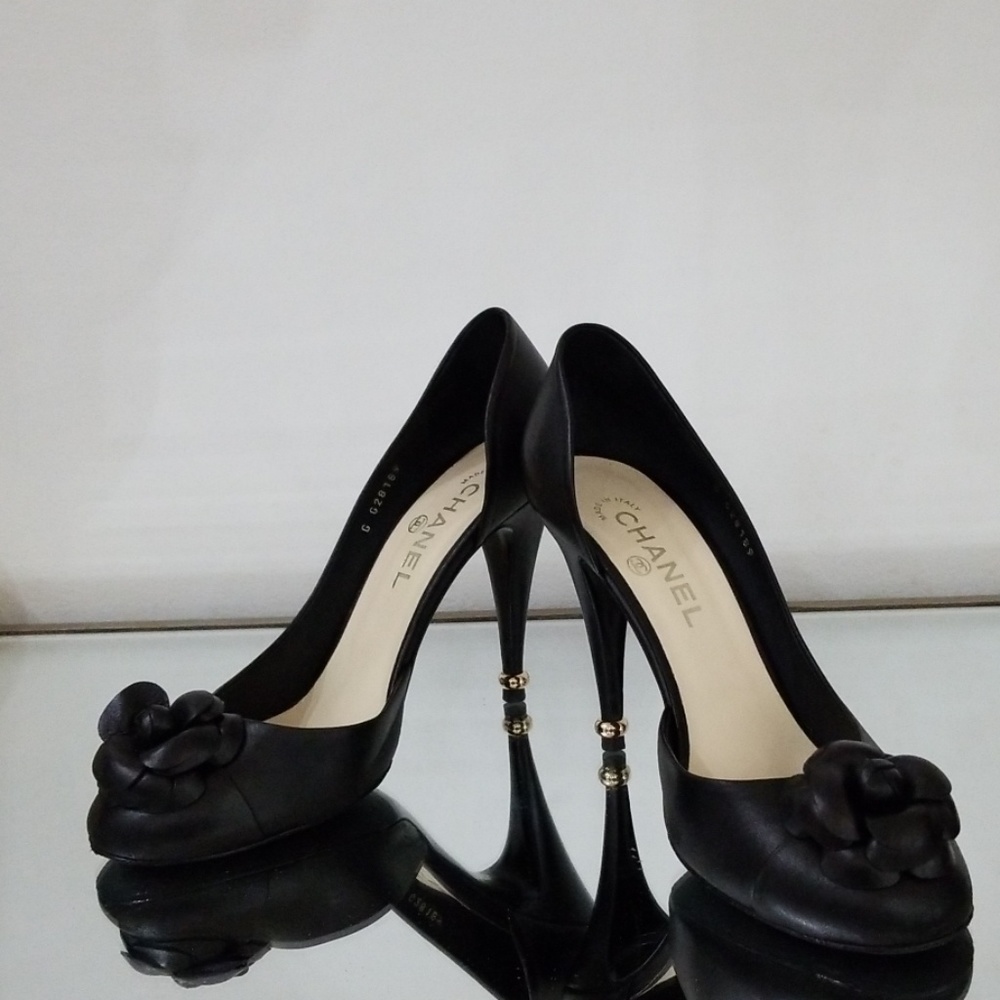 CHANEL Black Leather Camellia Peep-Toe Pumps - Picture 2 of 13